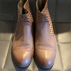 Zigi Soho Brown booties